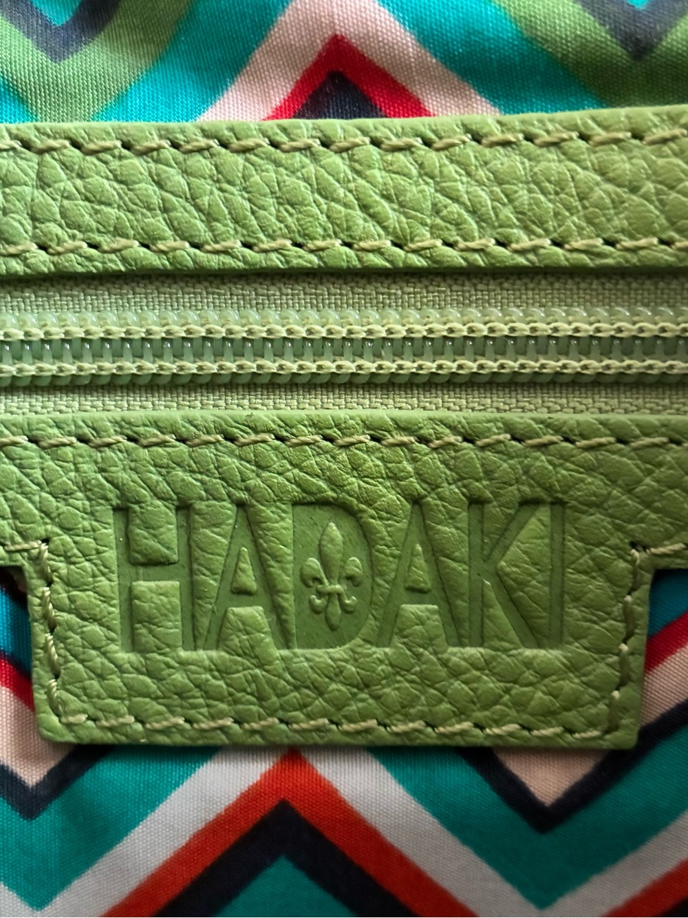 Green Hadaki Leather Crossbody Purse - Picture 4 of 8